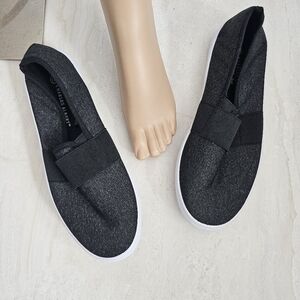 Charles Albert Women's Slip On Casual Canvas Shoes Size 10 Black